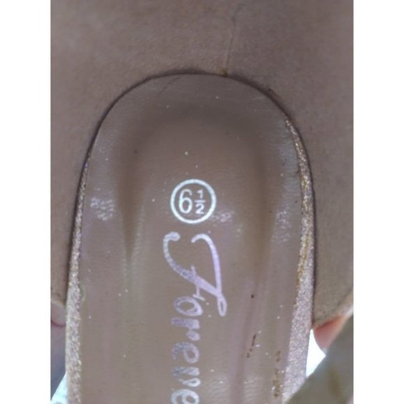 Size 6.5 Wedding Shoes - Color Champagne - 3 Inch Heel - Open Toe Shoes With Bow - Picture 6 of 7